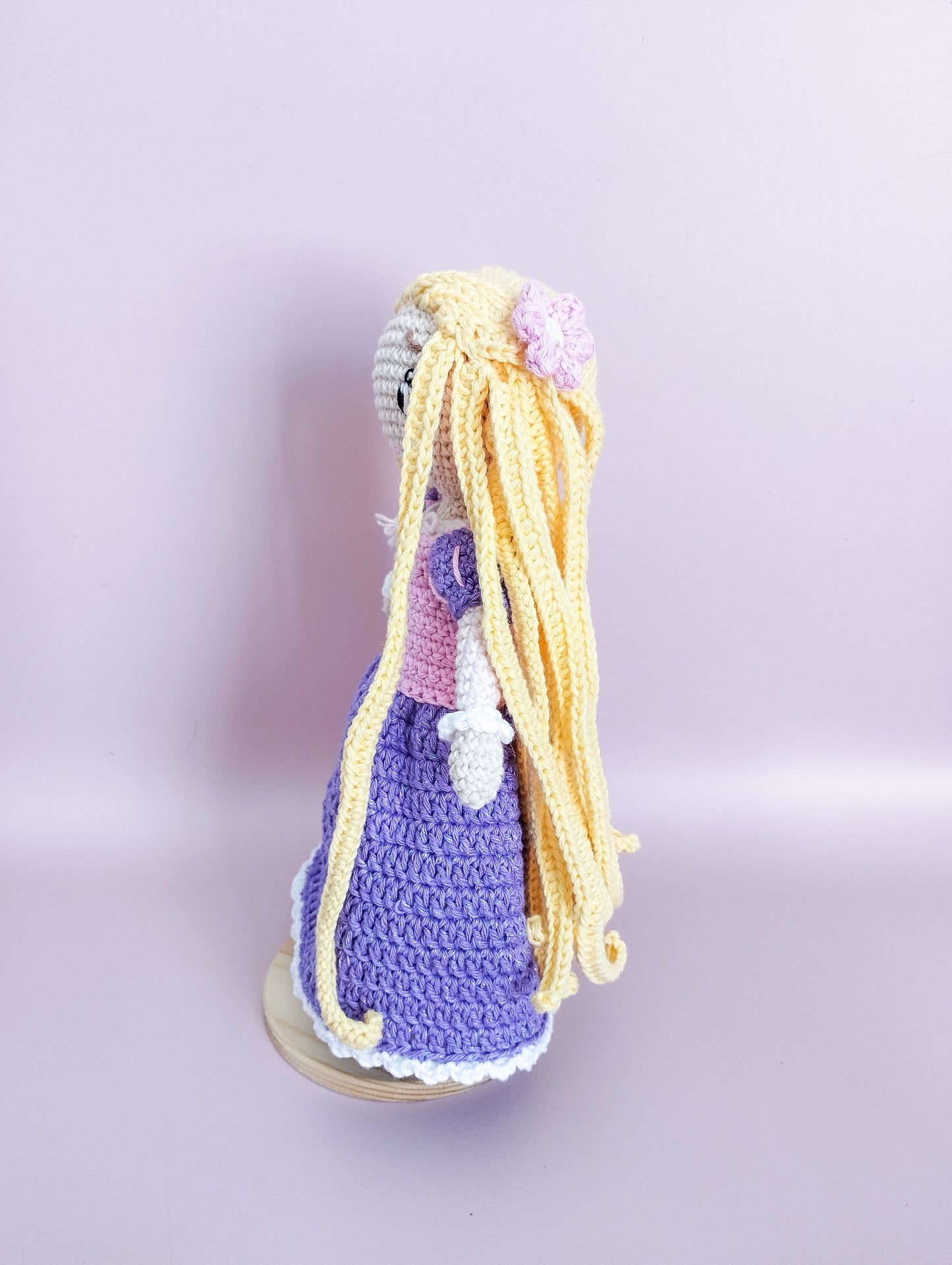 Patron poupée Raiponce au crochet
