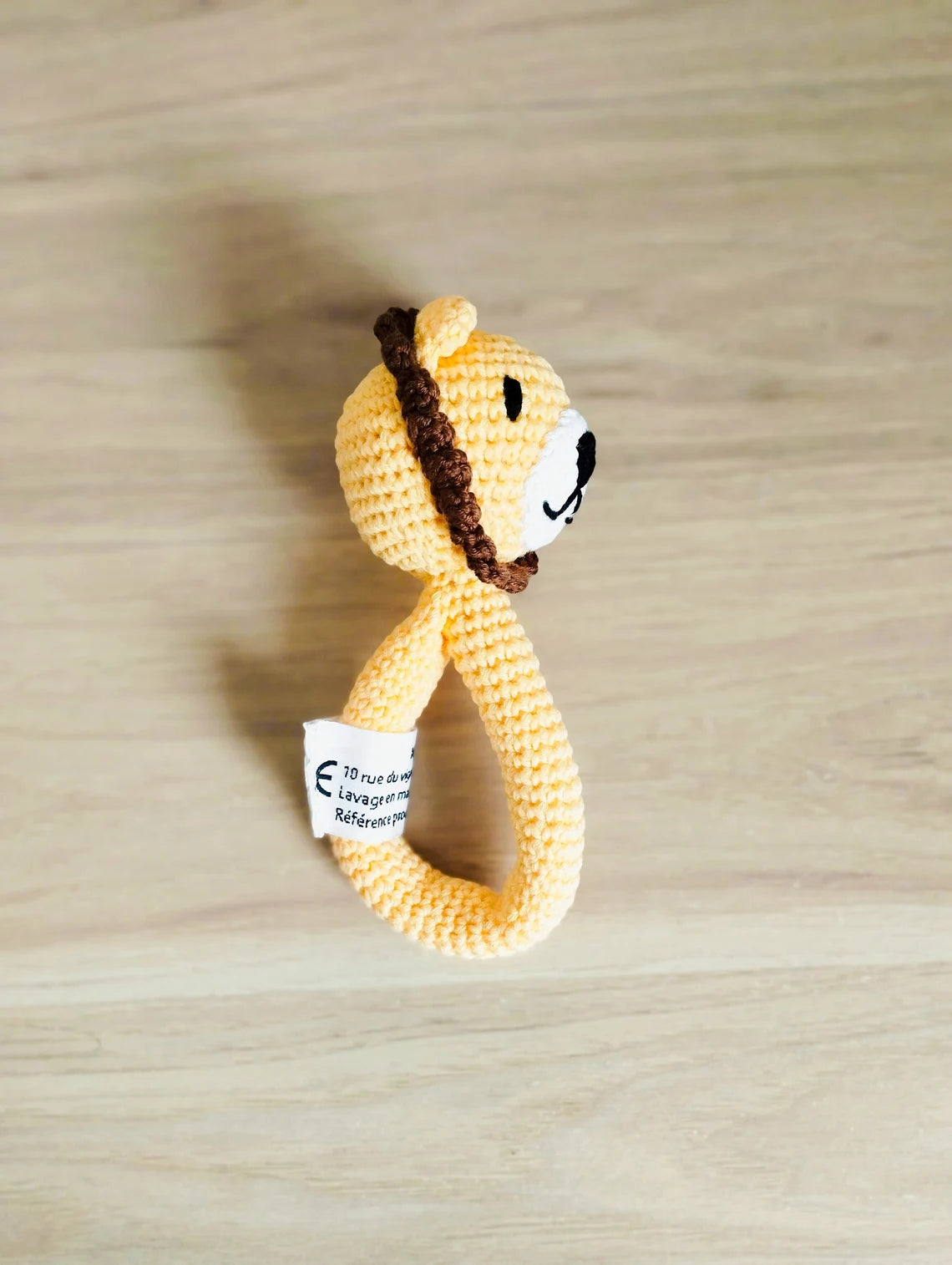 Hochet lion au crochet