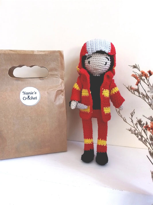 Kit crochet poupée pompier